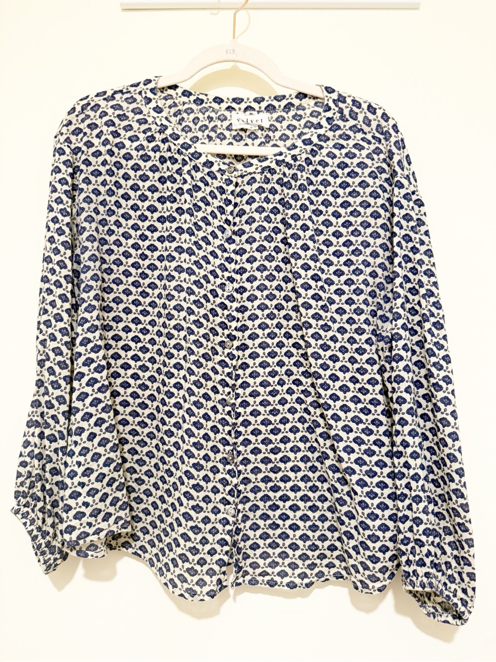 Velvet by Graham & Spencer Navy and White Printed Peasant Blouse